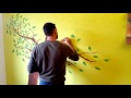 Dipingiamo un albero nella cameretta...