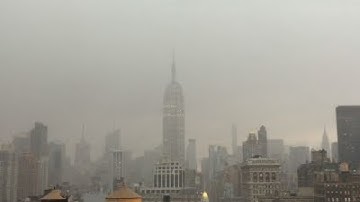 Raw: Lightning Hits Empire State Building