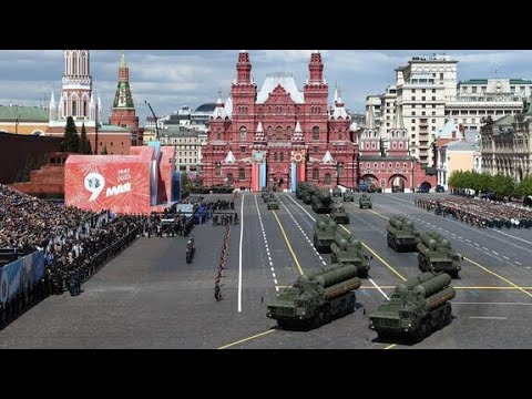 видео: Парад в честь Дня Победы на Красной площади в Москве
