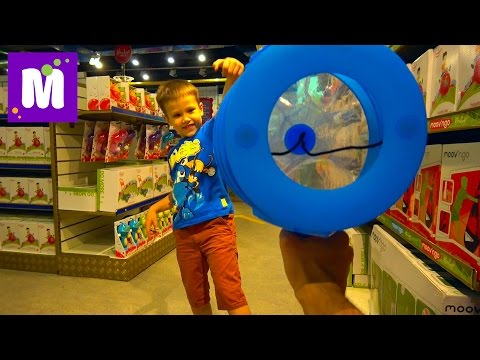 Видео: СУПЕР Огромный магазин игрушек Hamleys 6 этажей миллионы игрушек и целый этаж конфет