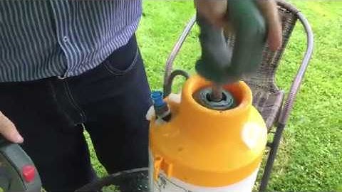 How to fix a leaking pressure release valve Hozelock Killa Spray Plus 7 litre
