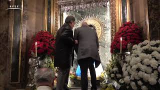 Rubiales, en la ofrenda del fútbol aragonés a la Virgen del Pilar