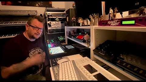 Using Akai force and multiple midi devices.