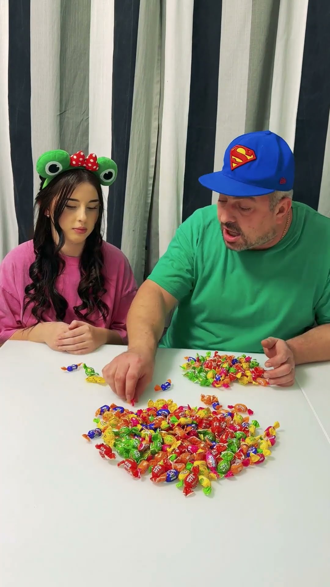comedy: ?dad pranks kid with candy?❤️?