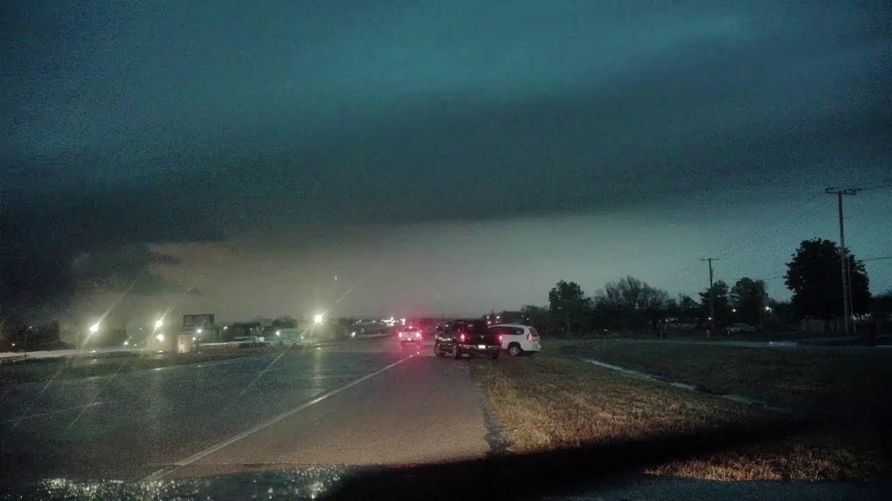 Live Storm Chasing in NE Oklahoma and Southwest Missouri