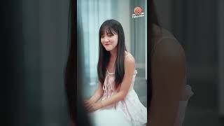 Ratu tak sengaja perjalanan waktu jadi istri terasing, tapi sifat keliarannya buat CEO jatuh cinta