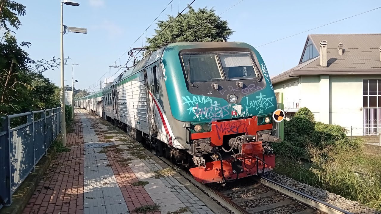 Treni in arrivo e in partenza nella stazione di Cesano Maderno!