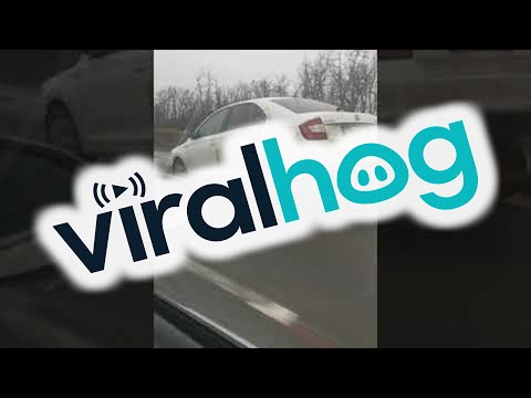 Car Using Trailer for Back Tires || ViralHog