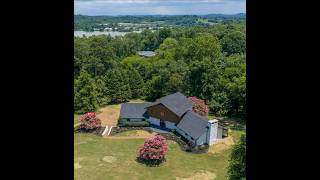 West Knoxville luxury living close to the lake at 5216 Hickory Hollow Rd, Knoxville, TN