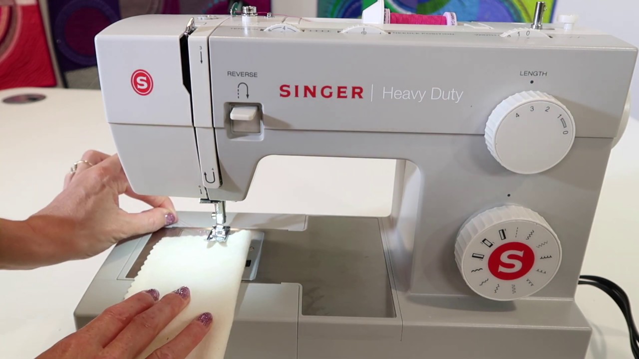 Singer 4411 Heavy Duty 13 Holding Threads When Starting to Sew - YouTube