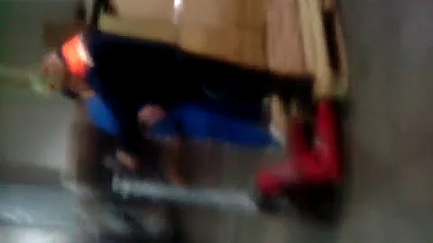 Чуваки в дупель пьяные