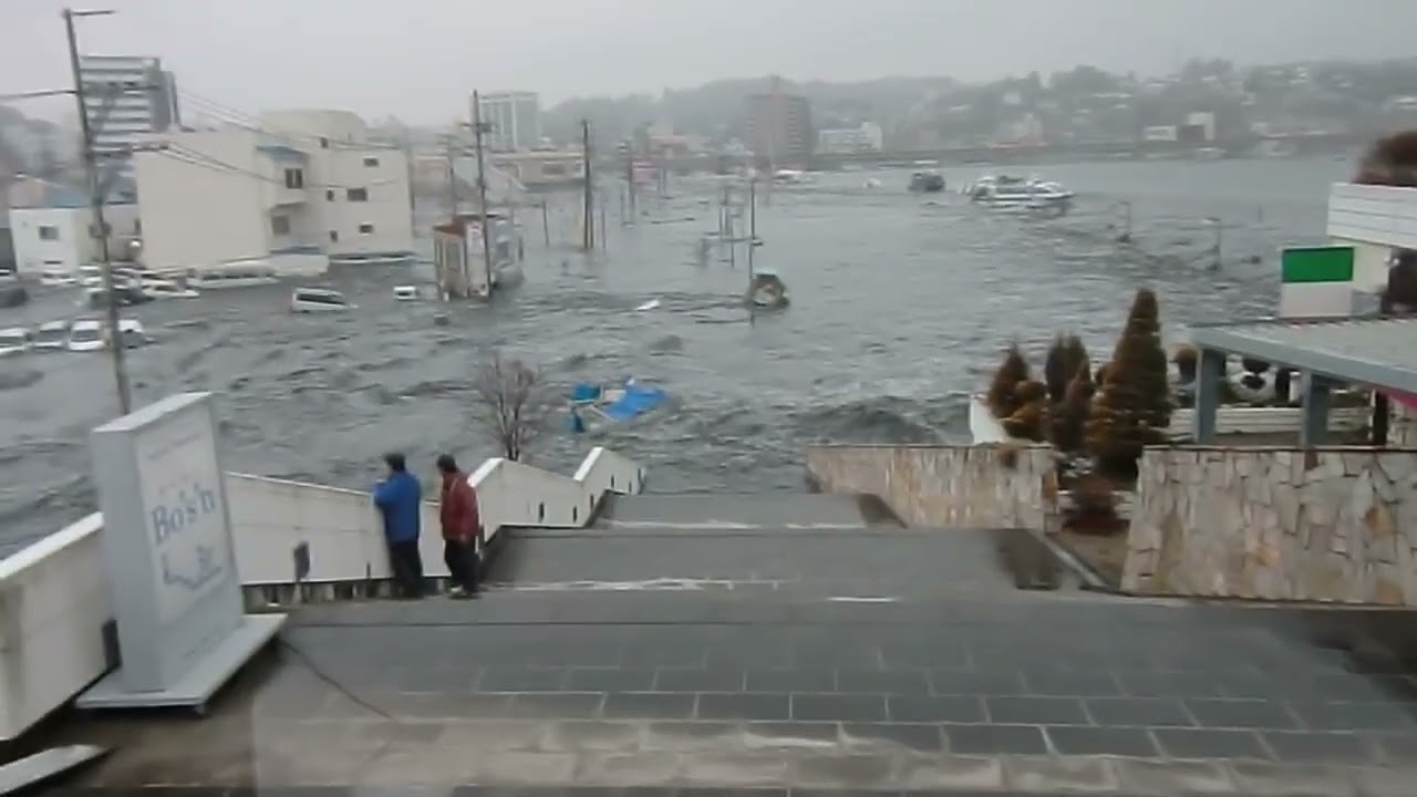 Unbelievable Scary Natural Disasters - Tsunami/ Landslide/ Storm ...Moments Ever Caught On Camera