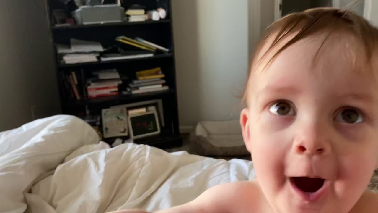Breastfeeding Vlog: Baby Blows Bubbles - YouTube