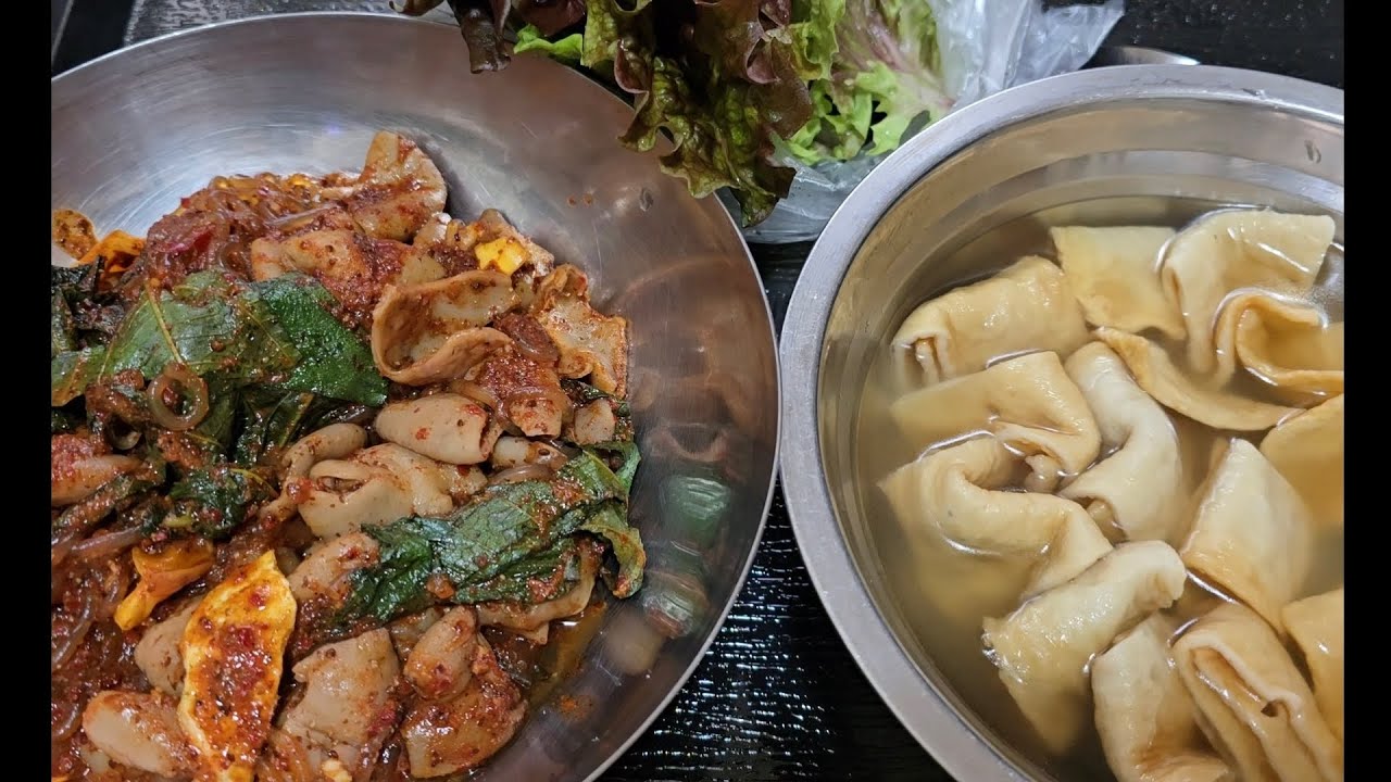 저녁밥 : 야채곱창볶음 + 꽃상추 + 오뎅어묵