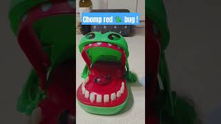 CROCODILE 🐊 DENTIST CHOMP RED 🪲 BUG #funnygames #asmrsounds #trending #satisfying #asmr #short