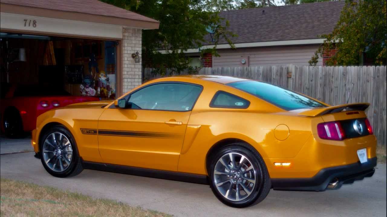 2012 Ford Mustang GTCS Yellow Blaze Met. 