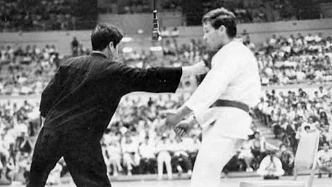 Untold Secret Of Bruce Lee's One Inch Punch