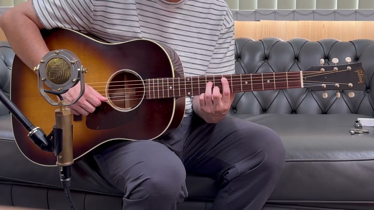 Gibson 1955 J-45 Murphy Lab Light Aged (2025) - YouTube