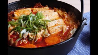 【小田太太の玩樂廚房】泡菜豆腐豬肉鍋~一鍋到底超簡單! 
