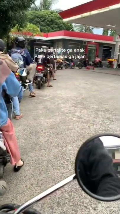 STORY WA 30 DETIK TERBARU || PAKE PERTAMAX GA JAJAN:)