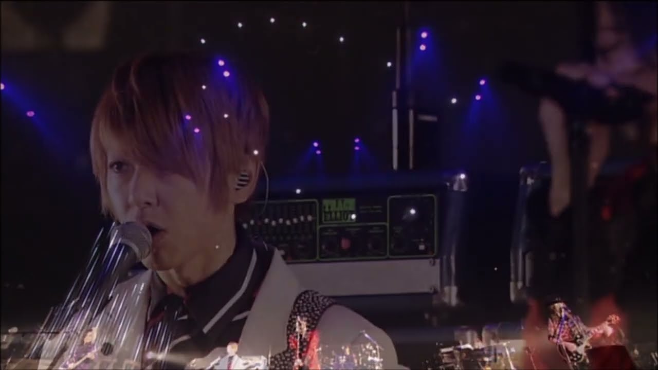 GLAY / 運命論 (JUSTICE & GUILTY 2013 in 横浜) - YouTube