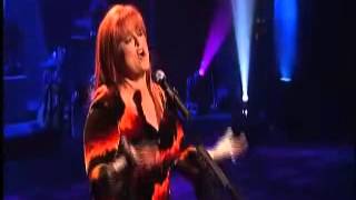Wynonna - I Want to Know What Love is - Live Version