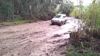 Nissan Terrano II mud games screenshot 3