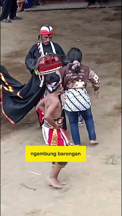 CEWEK MENDEM CIUM BARONGAN #kudalumping #shorts #short