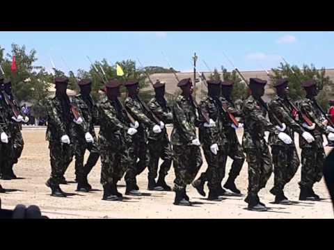 Academia Militar de Moçambique - Nampula (11DEZ2015) - YouTube