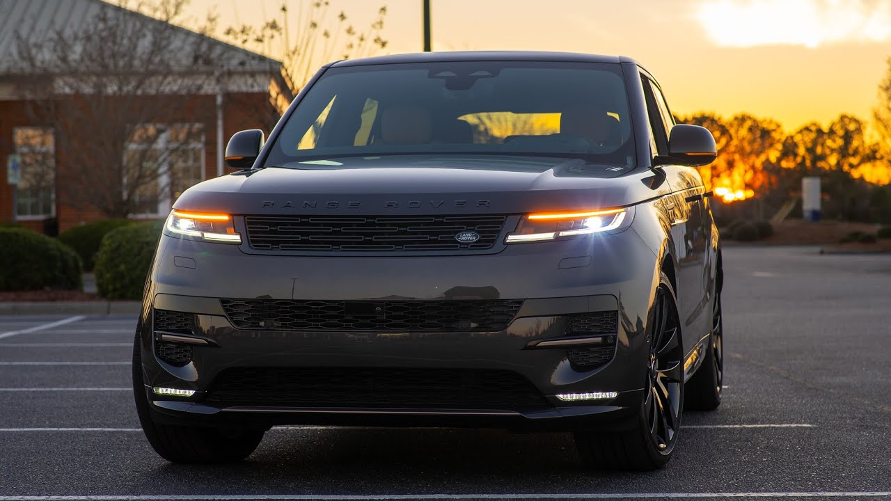 Ночной обзор Range Rover Sport Dynamic SE PHEV 2025 года | Освещение, технологии и особенности