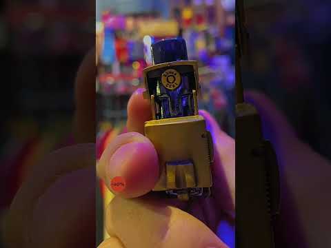 Металева бензинова запальничка з оригінальним дизайном IgineBlate, срібляста, видео 1