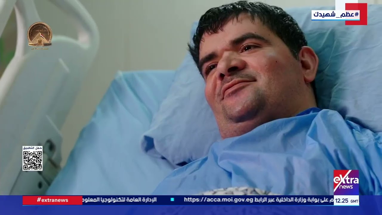 الرئيس السيسي يشاهد عرضا للفنان محمد أبو داوود خلال احتفالية يوم الشهيد