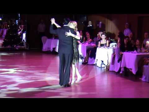 " Fueron Tres Años" Hector Varela. Diego Arizaga y Natasha Petrova