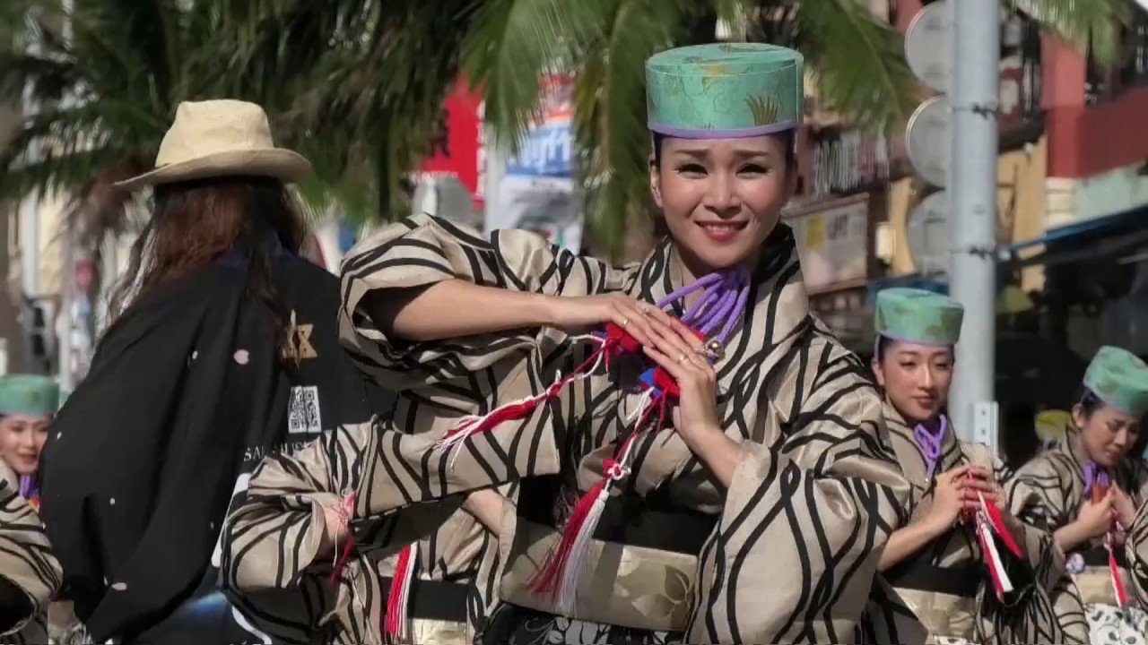 天空しなと屋 かじぬさんぐ 「島ぬすらいる」「ひとつ」　一万人のエイサー踊り隊　20190804