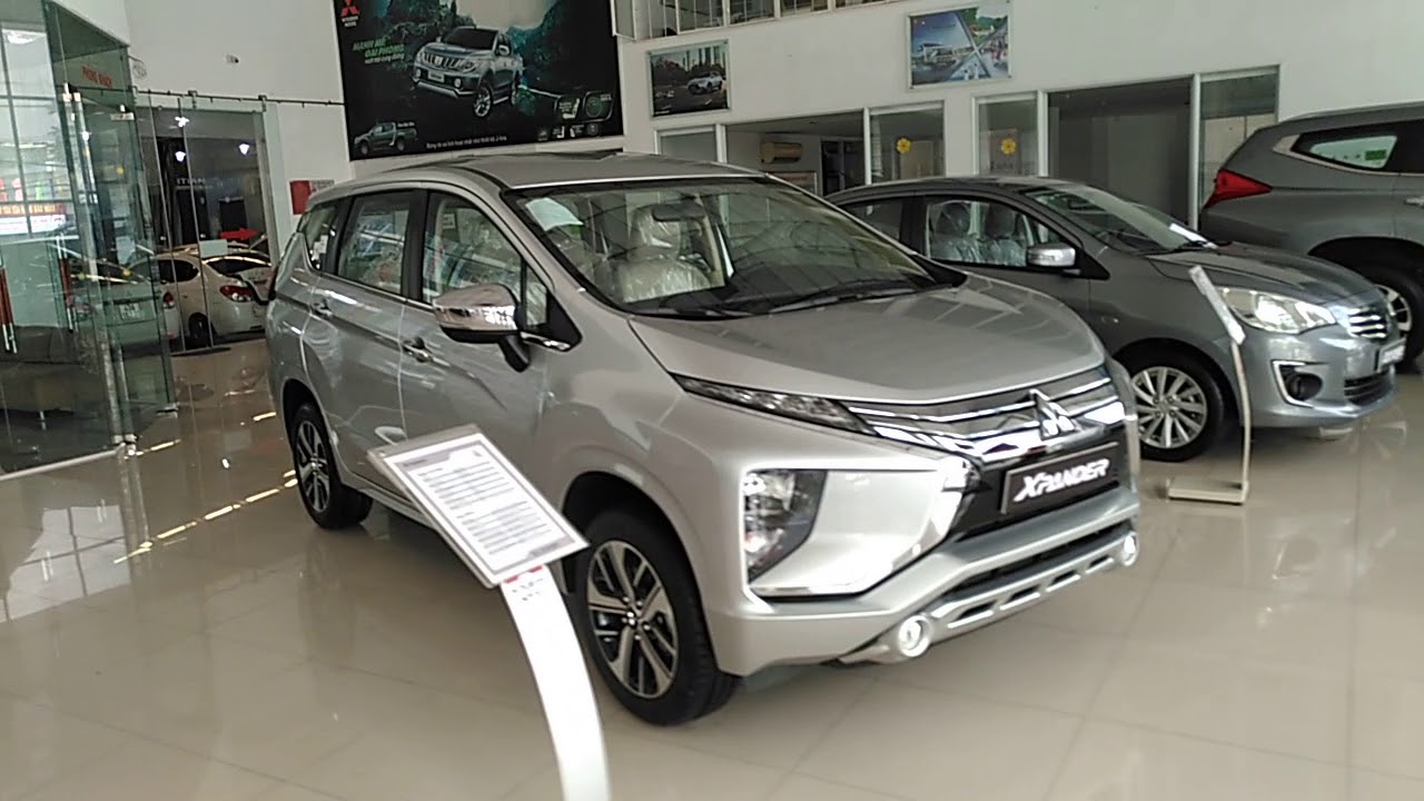 Xe Mitsubishi Xpander 15 AT màu Bạc  Khuyến mãi và giá lăn bánh