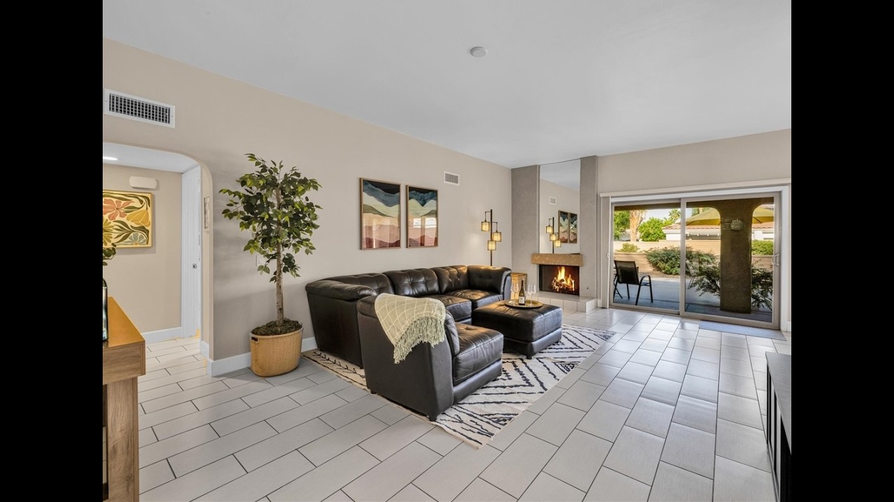 Charming Hidden Palms Condo | Palm Desert Real Estate