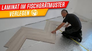 Laminat verlegen im Fischgrätmuster, KlickLaminatboden, herringbone floor