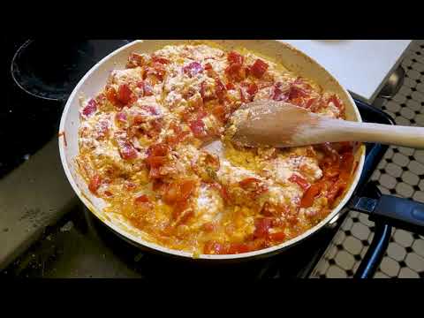 Video: Jak Připravit Ricottu A červené Papriky