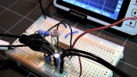 Closeup DSO Nano V2 demo