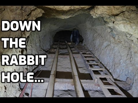Video: Adakah mineshaft yang ditinggalkan jarang berlaku di minecraft?