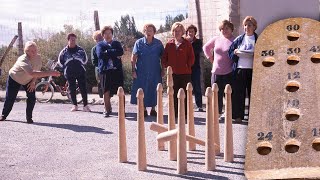 Traditional games in Aragon: rope shooting, queen-size, hoops, rings, bowls, etc | Documentary film screenshot 4