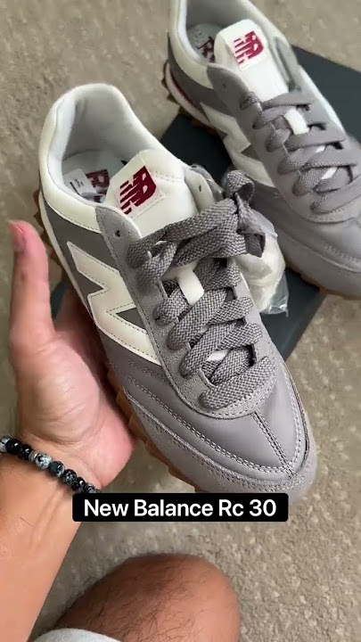 Dari 3 ini, mana yg enak direview duluan?