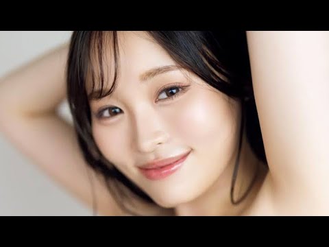 【話題沸騰】現役女子大生グラビア新星・佐伯澪💖衝撃のイメージDVDデビュー‼ 初々しさ×ゴージャスボディでファ