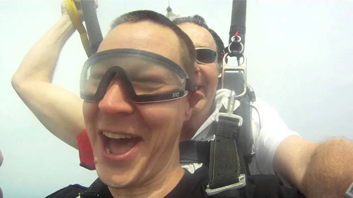 Eric Muffett Goes Skydiving - at Skydive Kentucky