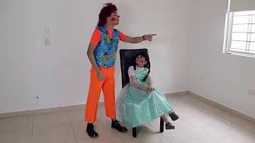 LAPIZITO TIRA A QUINCEAÑERA (PARODIA)