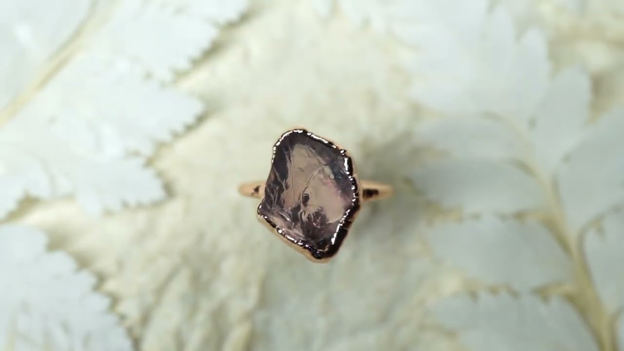 RAW Rose Quartz ring - Aura Muse