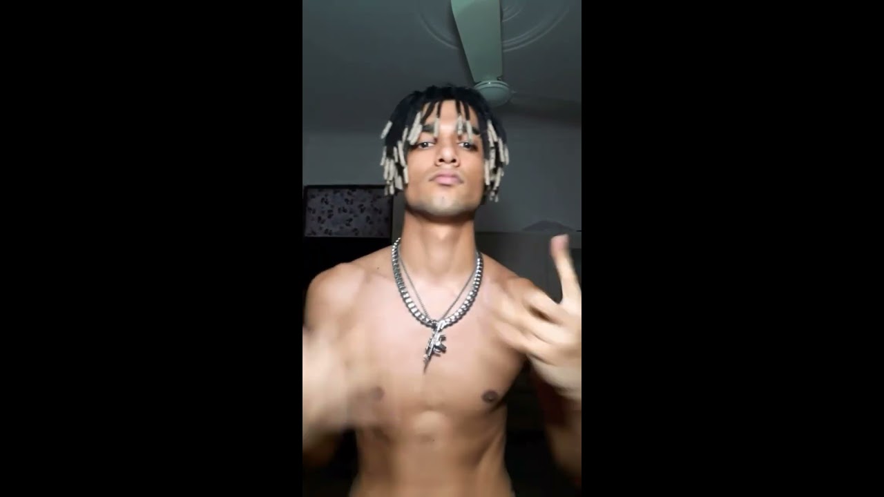 NLE Choppa Gang Signs Final Warning