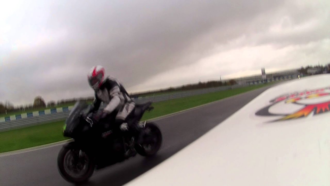 Last session - No Limits Trackday Donnington Park - 30.10.15 - YouTube
