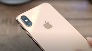 I Spent a Day Using a iPhone XS in 2024: Still F*ck’n Worth It!!!!!