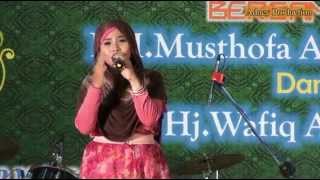 Sholatun Bissalamil Mubin - Wafiq Azizah LIve In Chungli-Taiwan